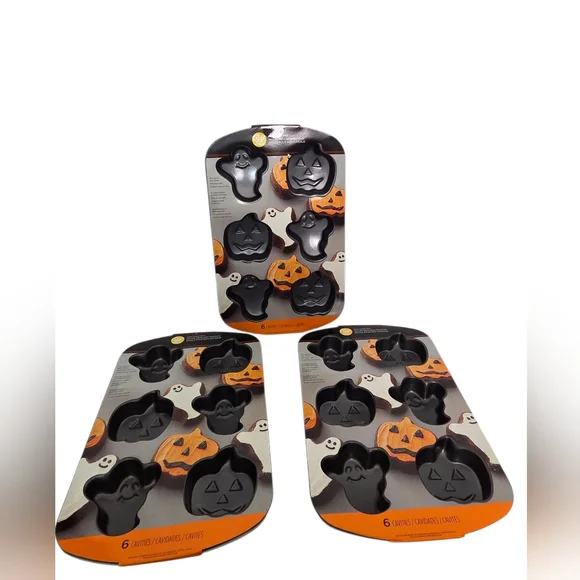 Set Of 3 WILTON Halloween Jack O Lantern Carved Pumpkin Mini Cake Pan Non Stick - Picture 1 of 7